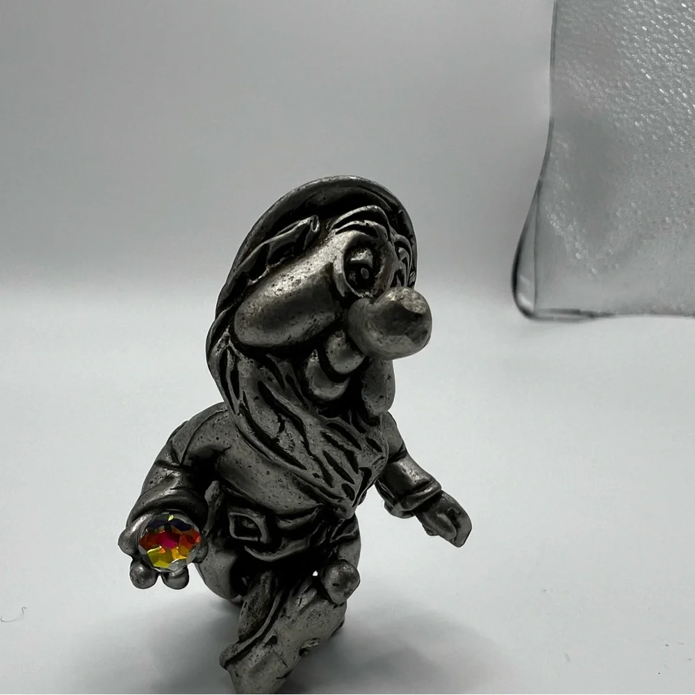 Snow White 60th Anniversary Sleepy Pewter Figurine Without Pick Collectibles